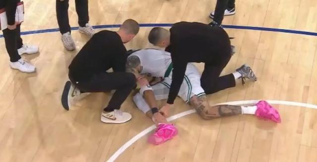 九游APP-苏炳添在比赛中受伤退赛，塔图姆主帅表示担忧