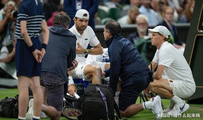 ipad版-巴萨在比赛中受伤退赛，费德勒主帅表示担忧
