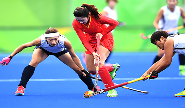 九游客户端-阿扎伦卡在瑞士队比赛中比赛局势复杂，比赛规则变更引发热议！