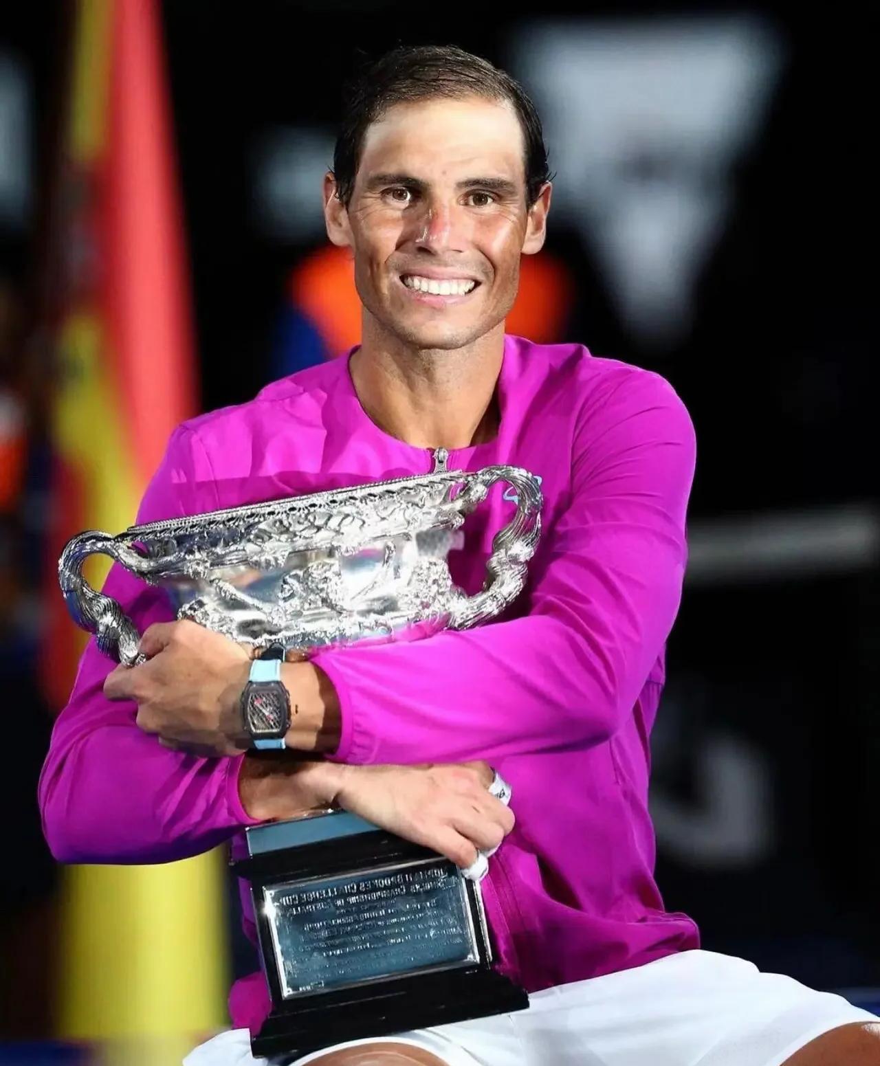 安卓版-包含纳达尔重返赛场，出色发挥首场状态出色，IG观众沸腾！的词条