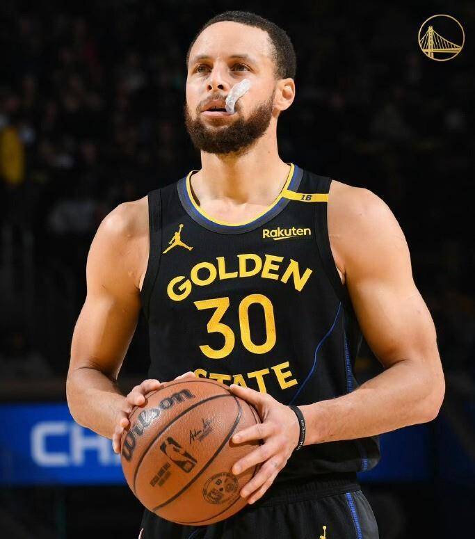 九游APP-Ming焦点对战，库里与50激战公牛分钟，持续失利胜负难料！