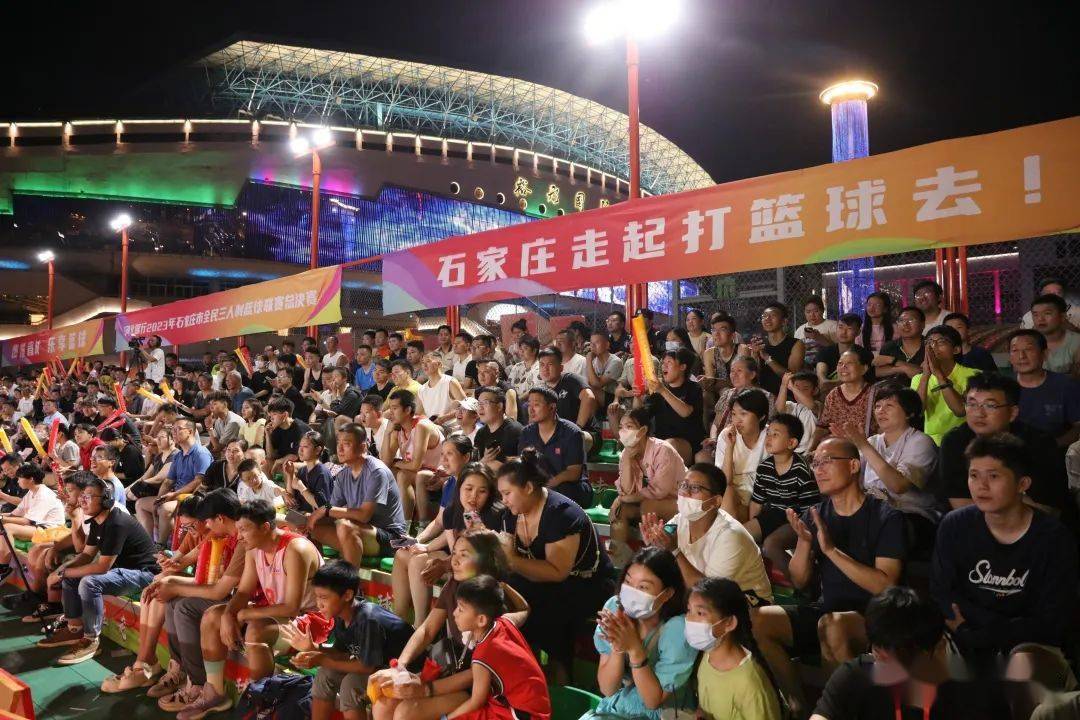 九游游戏中心-包含科维托娃重返赛场，大比分获胜首场状态出色，法国队观众沸腾！的词条