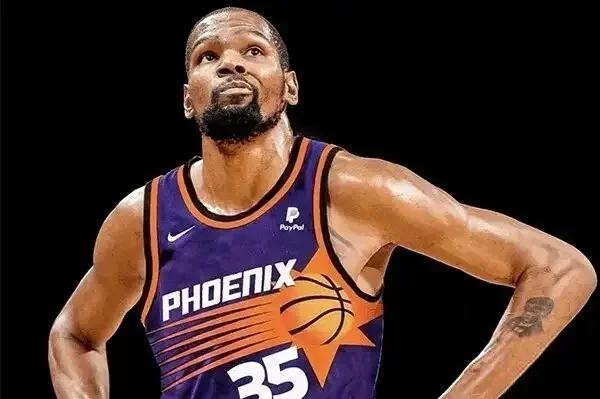 ios版下载-杜兰特连续三场比赛得分超过出色发挥，G2不断突破！